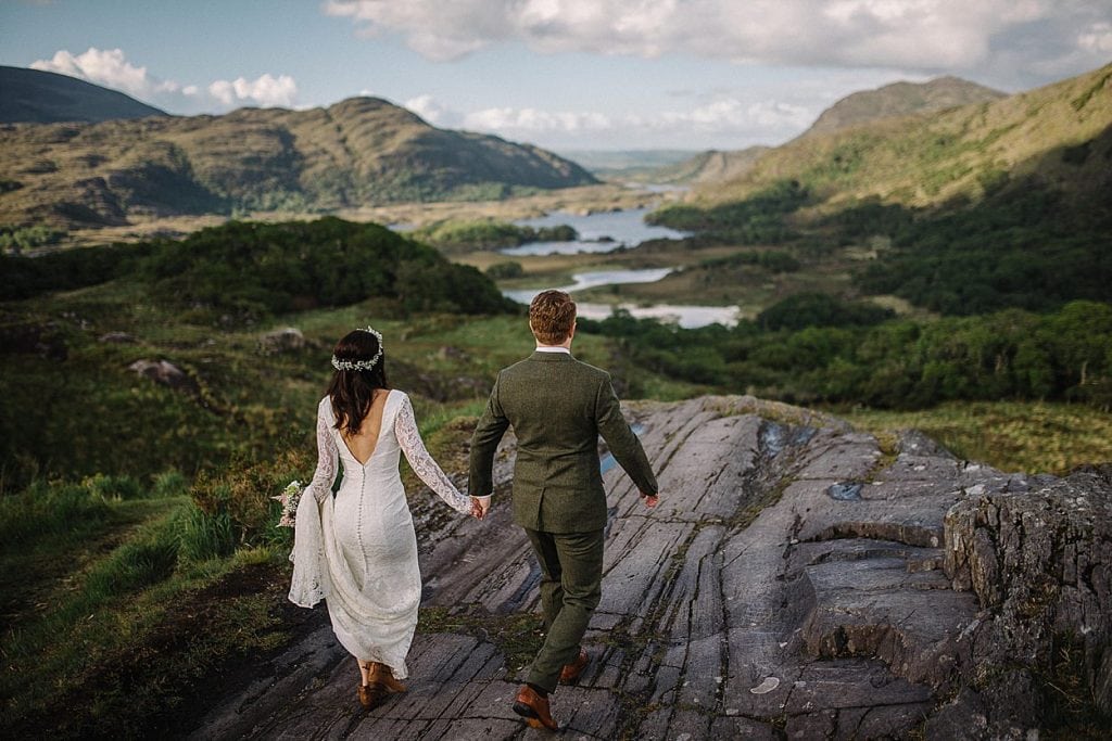 Elopement dresses for adventure elopements. Eloping in Ireland